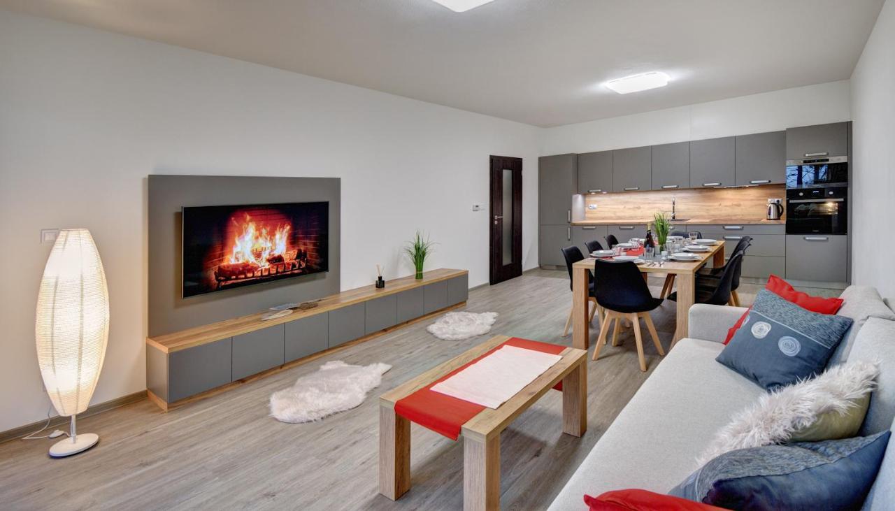 Apartmany Sunny Lipno Lipno nad Vltavou Buitenkant foto